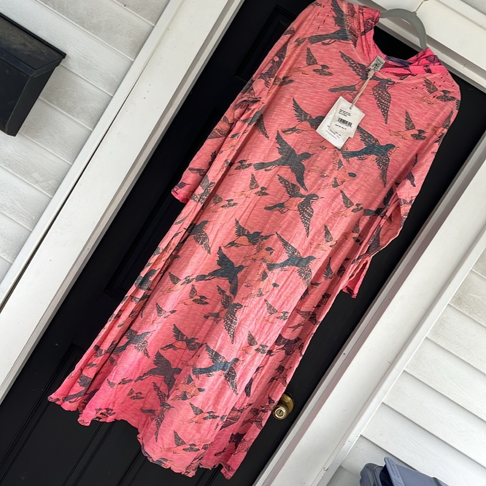 😍🤩 Magnolia Pearl Bird Viggo Hoodie Tee Dress! Color:Dawn🤩😍